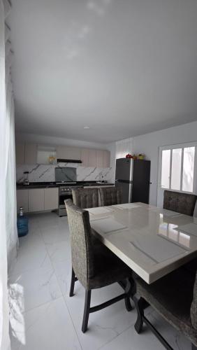 Casa Trebol Moderna Exclusiva ValQuirico