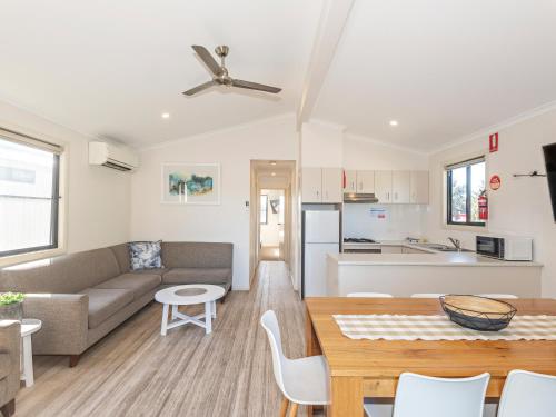Kitchen, Moruya Holiday Park in Moruya
