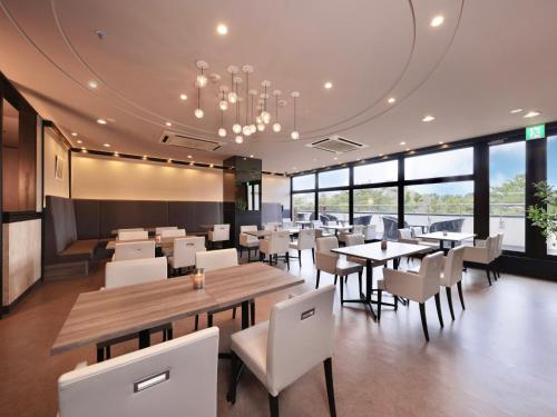 Minamisenri Crystal Hotel - Vacation STAY 78158v in Yamada Station
