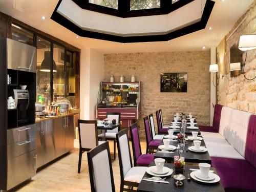 Food and beverages, Hotel Jacques De Molay in 3rd - Temple - Republique