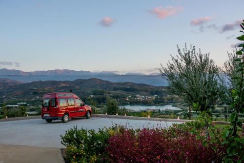 Aksos Suites Accessible Accommodation
