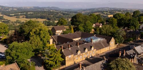 . Santo's Higham Farm Hotel
