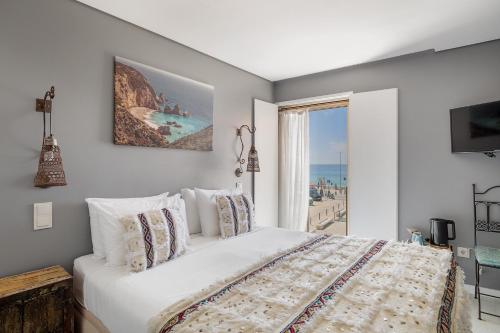 Double or twin room, with views