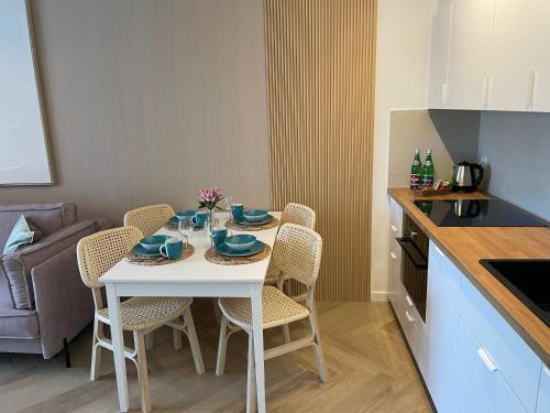 ห้องครัว, Apartament Okopowa 208 z garażem (Apartament Okopowa 208 z garazem) in โคโลเบอร์เซก
