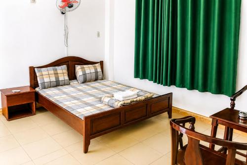 Sứ Lạng Hotel - Only Accept Vietnamese Customers (Su Lang Hotel - Only Accept Vietnamese Customers) in Биньтан