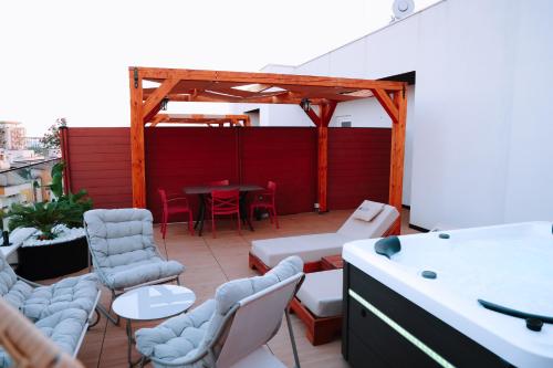 Altamar Luxury Suites Entire Property - image 4