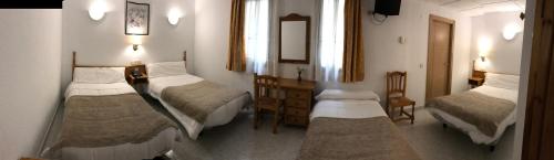 Hostal Alcázar - image 14