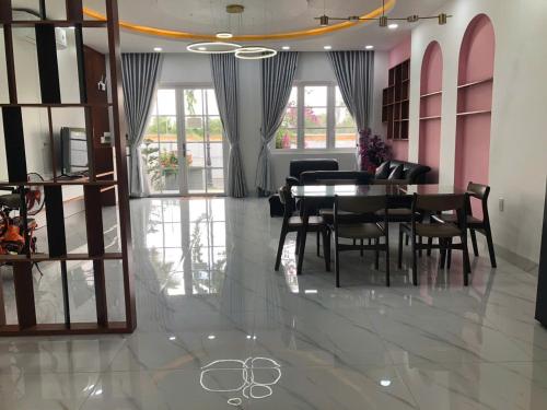 Villa SeriGold - NovaWorld Phan Thiết - image 2