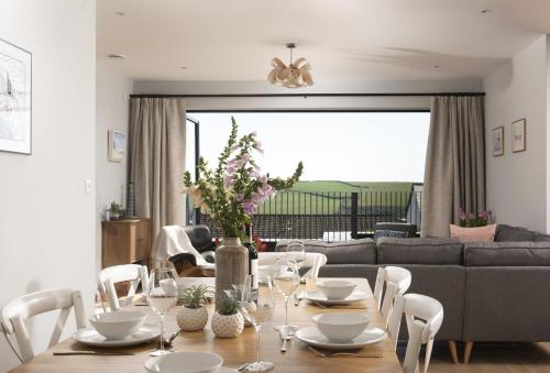 Exterior view, Boscreez in Mawgan Porth