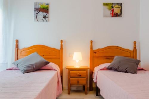 Three-Bedroom Apartment room in Apartamentos Carril de la Fuente