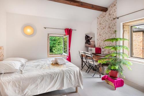 Couette et Polochon in Saint-Julien (Rhone-Alpes)