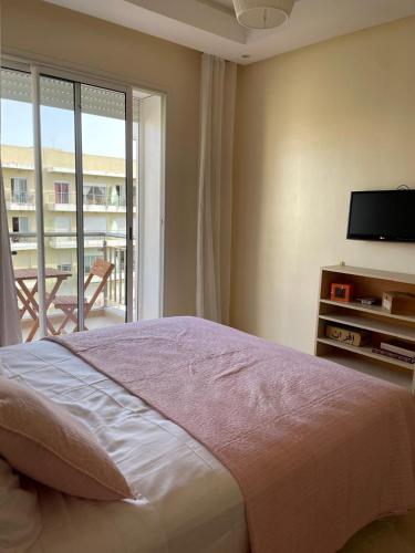 Lumineux appartement a Bouznika in 아인 조라