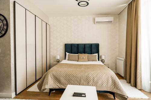 Alex Waterfront apartment