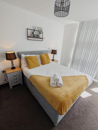 City View One Bedroom Apartment by StaySavvy Accommodation, Liverpool