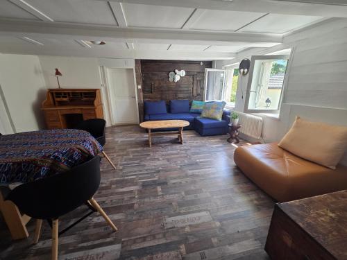 Les appartements du Manoir - Vue Alpes, proche Château de Villa (Les appartements du Manoir - Vue Alpes, proche Chateau de Villa) in Sierre