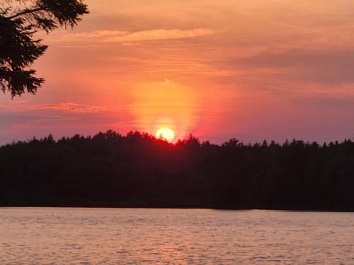 Orange Lake Airstream in Edmundtaunšipa