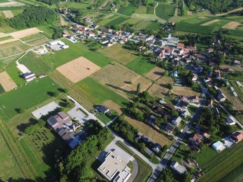Bela gorica in Moždenec