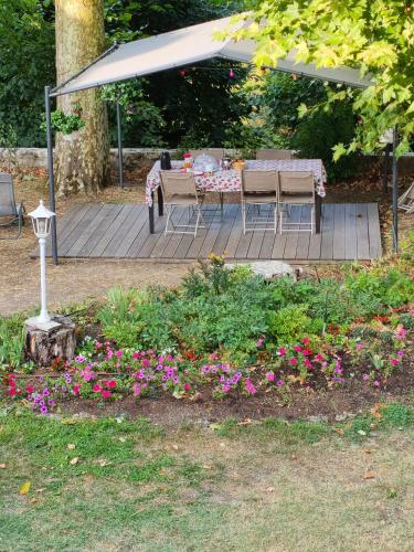 L'Aventure in Chateauneuf-sur-Loire