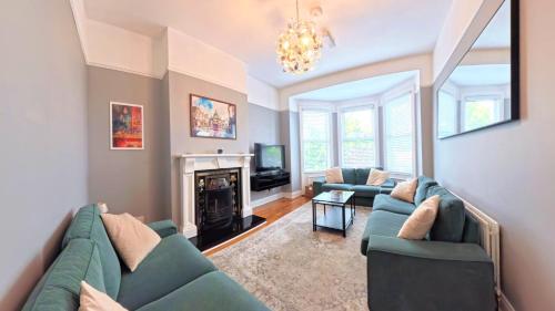 Penthouse at The Urban Oasis in Wilgar Park Area