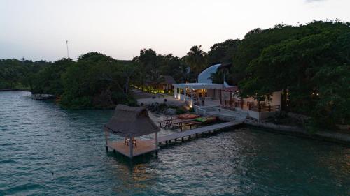 Surrounding environment, GlampCalar lagoon Front Bungalows in Bacalar