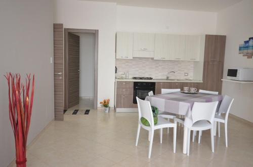 Létesítmények, Stagnone House near Vincenzo Florio repülőtér