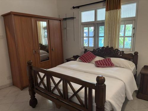 village inn Resort - image 4
