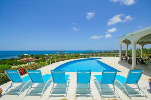 Ocean View Villa with Buck Island Views in 肖伊斯