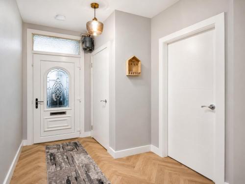 Stylish 2 BDR in Glasgow - Sleeps 4 - Free Parking in Glasgow
