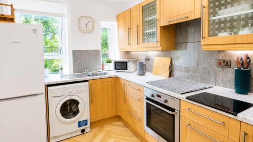 Stylish 2 BDR in Glasgow - Sleeps 4 - Free Parking in Glasgow