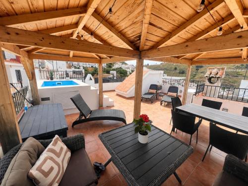 No 3 Competa Casa Palma Rooftop Pool Retreat