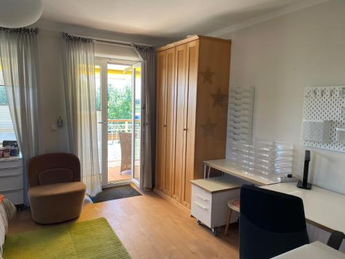 Residence Blanc Suites - Private Ferienresidenz mit Pool & Garten in Atting