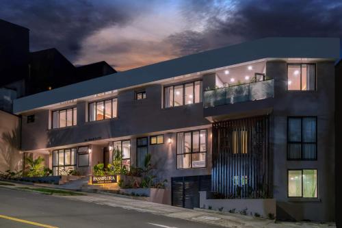 Edificio Passiflora Luxury Suite