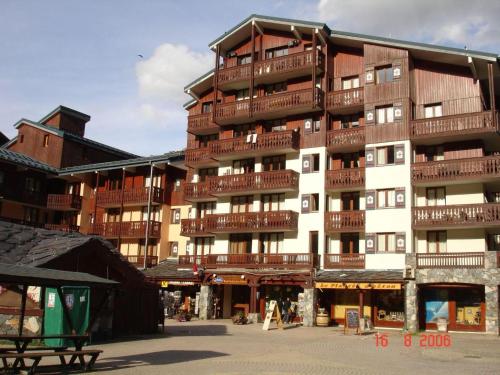 Apartment mit Balkon- im Skigebiet von Killy by Interhome