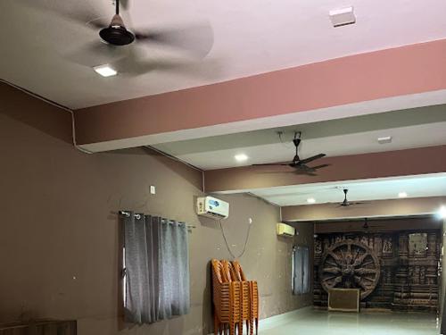 Adhunik palace in Keonjhar