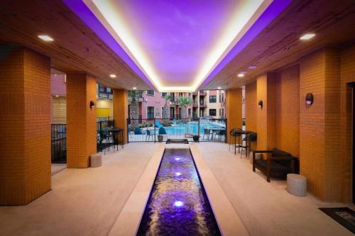 Modern 2BR Getaway-w Parkng, Near Rvrwlk&Conv Ctr near Mission Concepcion