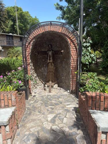 Attractions, Villa Toscana in Maturin