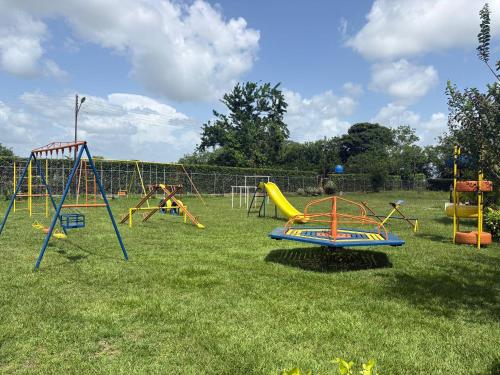 Playground, Villa Toscana in Maturin