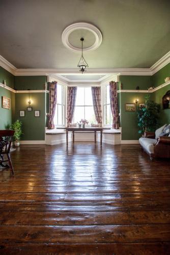 Bluebell Suite Greendale House - Parking - Gardens in Sawley