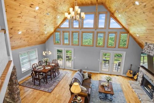 Family Fun at Norris Lake with Views & Firepit