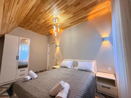 Riverside Haven in Vandam