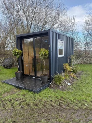 Meagill farmhouse a country retreat - image 2