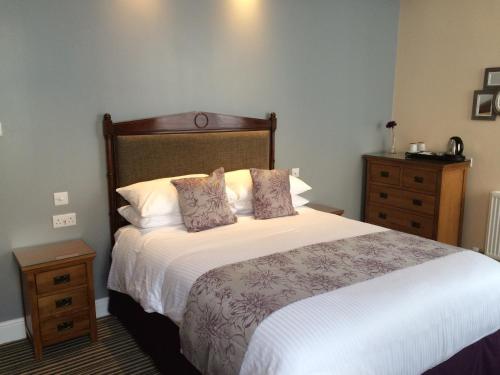 King Room image 4