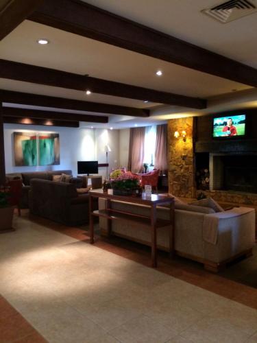 Shared lounge/TV area, Flat em Gramado in Gramado