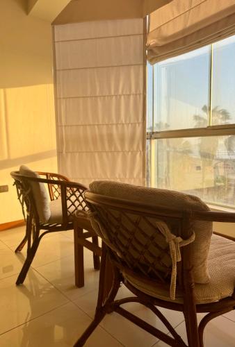 Brand-New Beachfront Luxury at Malecon Seoane Pimentel in 皮門特爾