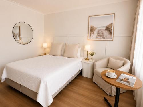 Cooks Endeavour Motor Inn in Tweed Heads