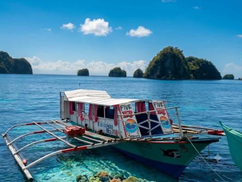 Five R Dinagat Tours