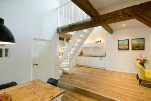 Kitchen, "Karel de Grote" Bergen in Bergen-Centrum