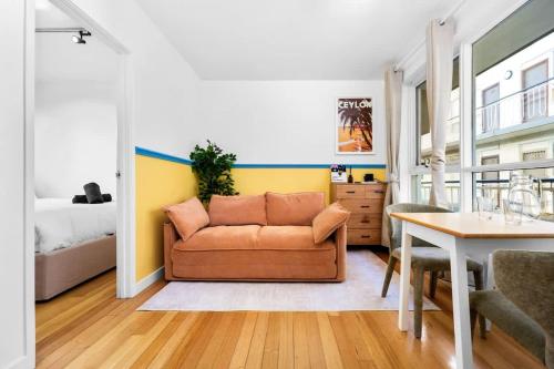 Charming St Kilda East Retreat with Parking in Prahran