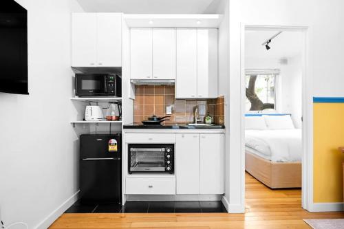 Charming St Kilda East Retreat with Parking in Prahran