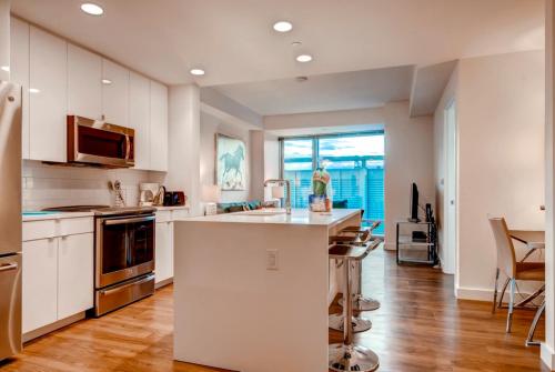 Global Luxury Suites at Fenway Boston (MA)